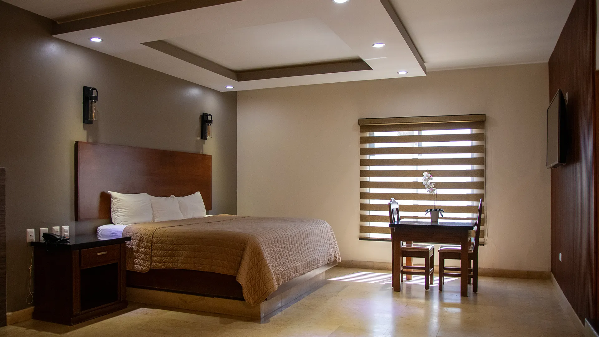 Fachada Hotel Hacienda del Real en Nogales